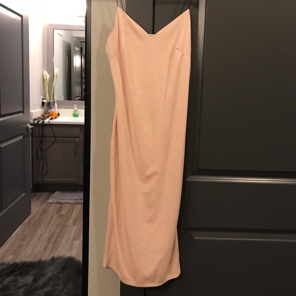 Baby pink velvet body-con dress